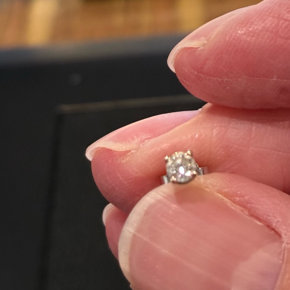 Single Diamond Stud Earring